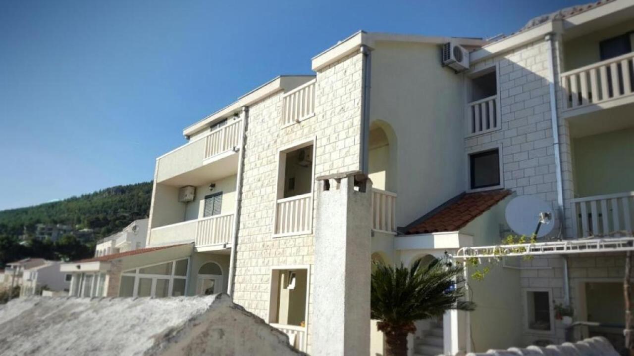 Apartments Angela Baska Voda Phòng bức ảnh