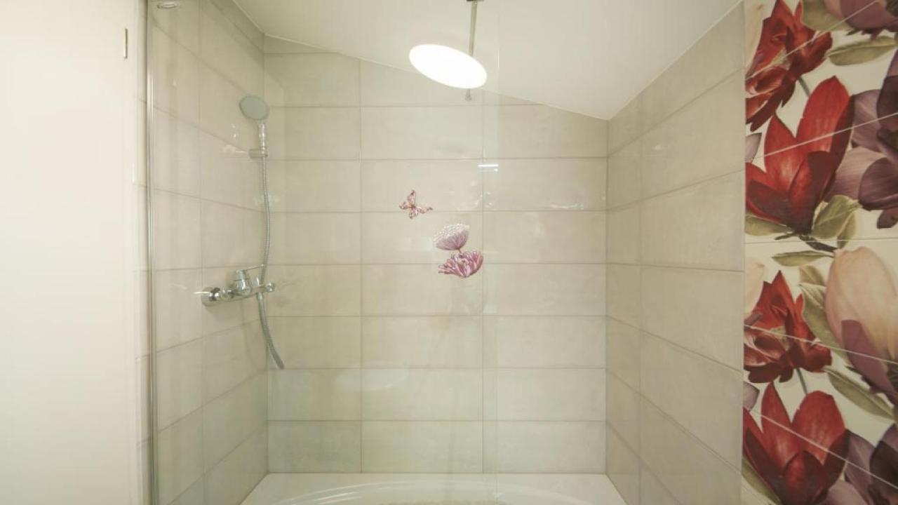 Apartments Angela Baska Voda Phòng bức ảnh
