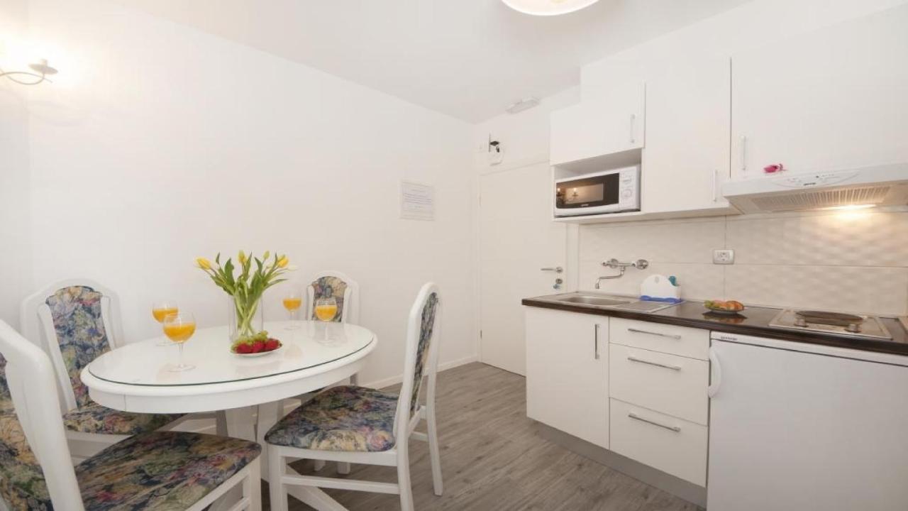 Apartments Angela Baska Voda Ngoại thất bức ảnh