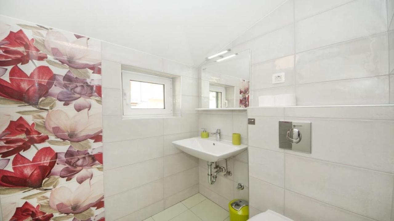 Apartments Angela Baska Voda Ngoại thất bức ảnh